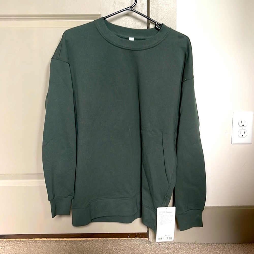 Lululemon Oversized Crew, sage green, size 4